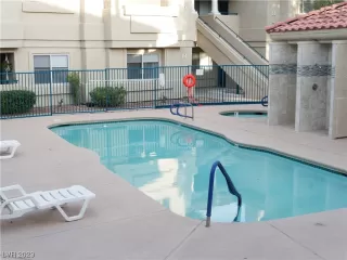 Photo #2: 2479141 Listing 