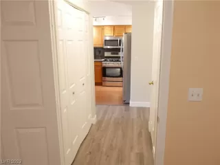 Photo #5: 2479141 Listing 