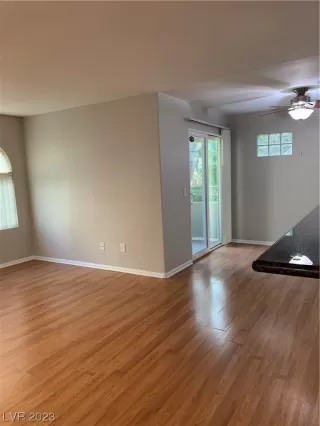 Photo #2: 2479204 Listing