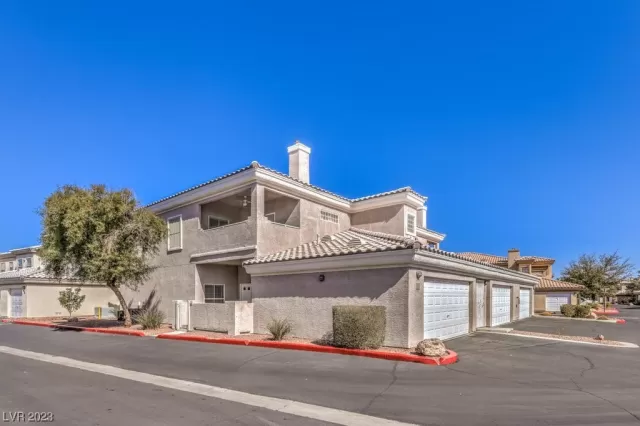 MLS: 2479225 Condo For Sale