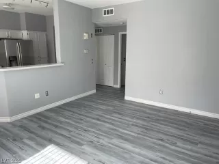 Photo #3: 2479231 Listing 