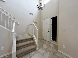 Photo #3: 2479273 Listing 