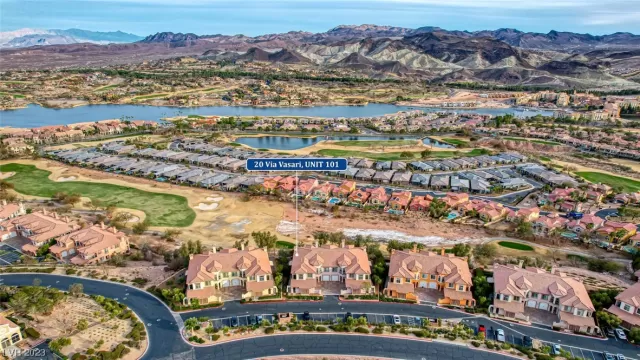 MLS: 2479275 Condo For Sale