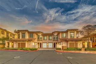 Photo #2: 2479275 Listing 