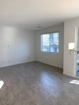 Photo #4: 2479278 Listing 