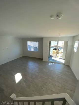 Photo #5: 2479278 Listing 