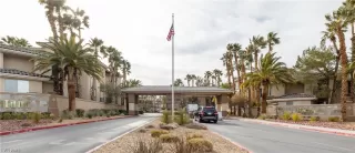 Photo #2: 2479295 Listing