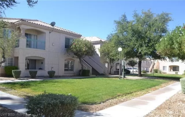 MLS: 2479357 Condo For Sale