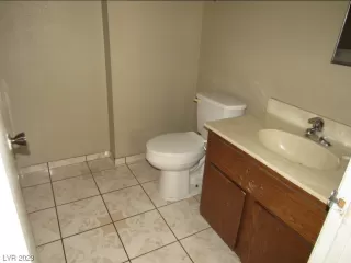 Photo #4: 2479379 Listing 