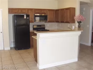 Photo #6: 2479408 Listing