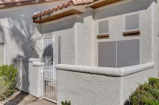 Photo #1: 2479427 Listing