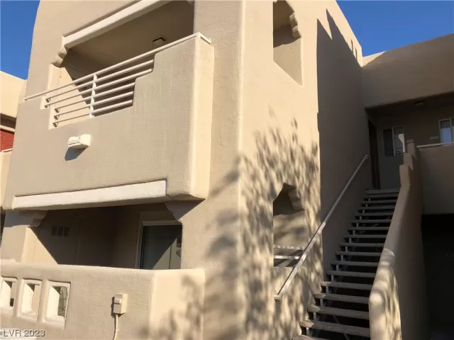 MLS: 2479486 Condo For Sale