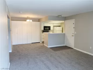 Photo #1: 2479486 Listing