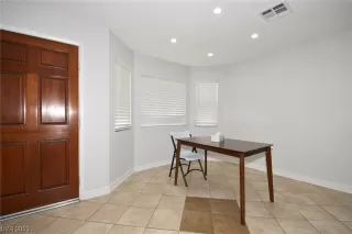 Photo #3: 2479522 Listing 