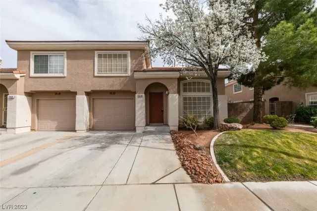 MLS: 2479527 Condo For Sale