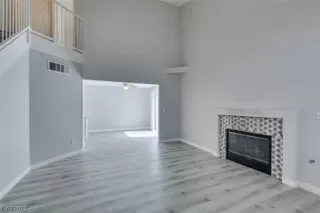 Photo #5: 2479527 Listing 