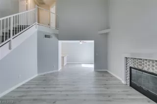 Photo #6: 2479527 Listing 