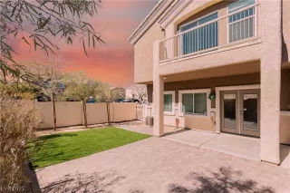 Photo #2: 2479540 Listing