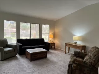 Photo #2: 2479542 Listing