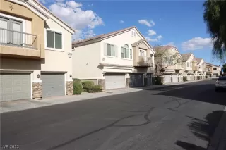 Photo #1: 2479611 Listing 