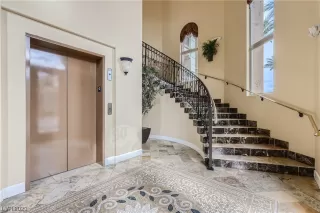 Photo #4: 2479645 Listing 