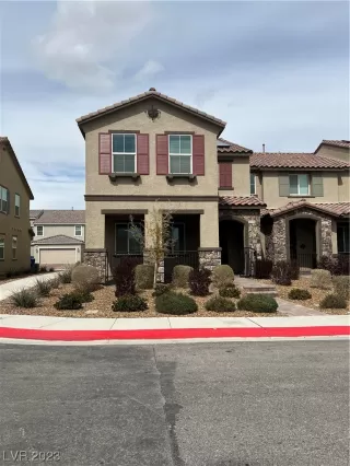 Photo #1: 2479674 Listing 