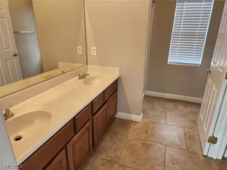 Photo #6: 2479714 Listing 