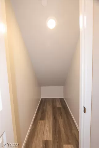 Photo #6: 2479772 Listing 