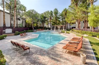 Photo #1: 2479777 Listing 