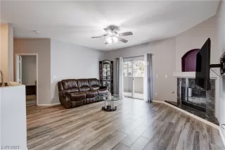 Photo #3: 2479777 Listing 