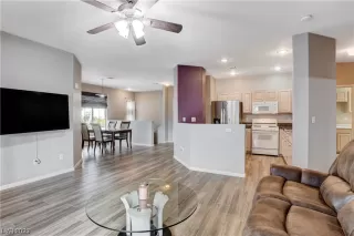 Photo #4: 2479777 Listing 