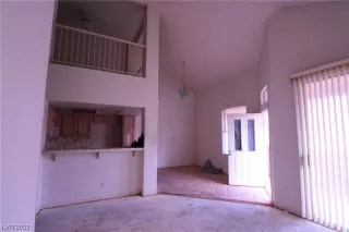 Photo #4: 2479781 Listing 