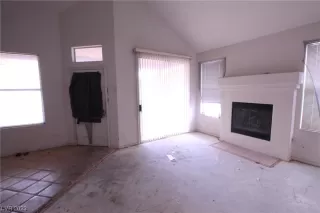 Photo #5: 2479781 Listing 