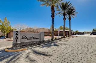 Photo #2: 2479785 Listing