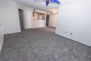 Photo #3: 2479849 Listing