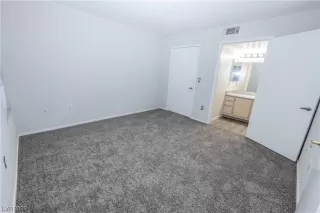 Photo #5: 2479849 Listing