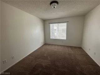 Photo #6: 2479856 Listing 