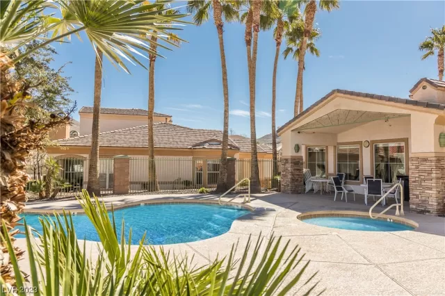 MLS: 2479872 Condo For Sale