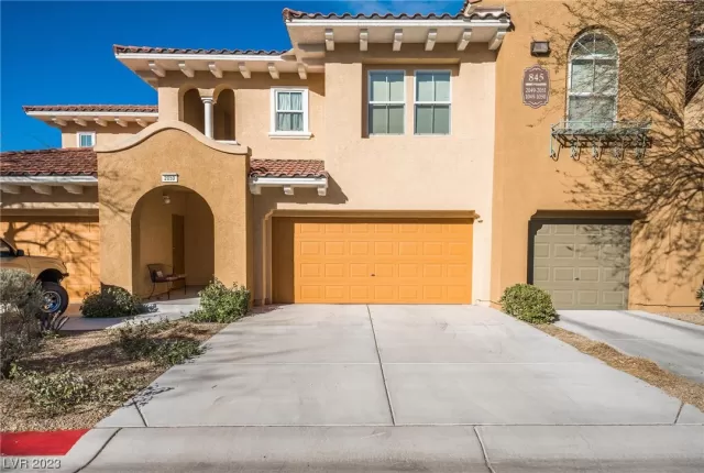 MLS: 2479933 Condo For Sale