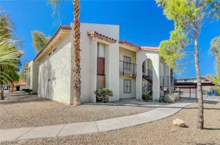 Photo #3: 2479948 Listing