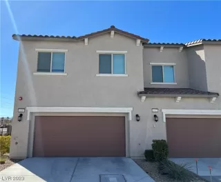 Photo #1: 2479950 Listing