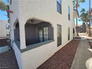 Photo #2: 2479970 Listing 