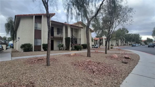 MLS: 2480008 Condo For Sale