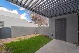 Photo #1: 2480128 Listing