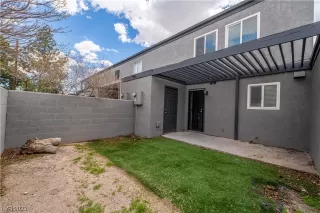 Photo #2: 2480128 Listing