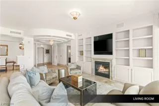 Photo #2: 2480155 Listing 