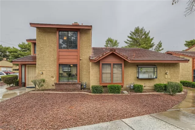 MLS: 2480187 Condo For Sale