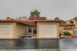 Photo #3: 2480187 Listing 