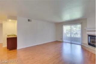 Photo #1: 2480214 Listing 