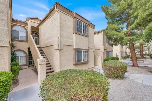 MLS: 2480247 Condo For Sale